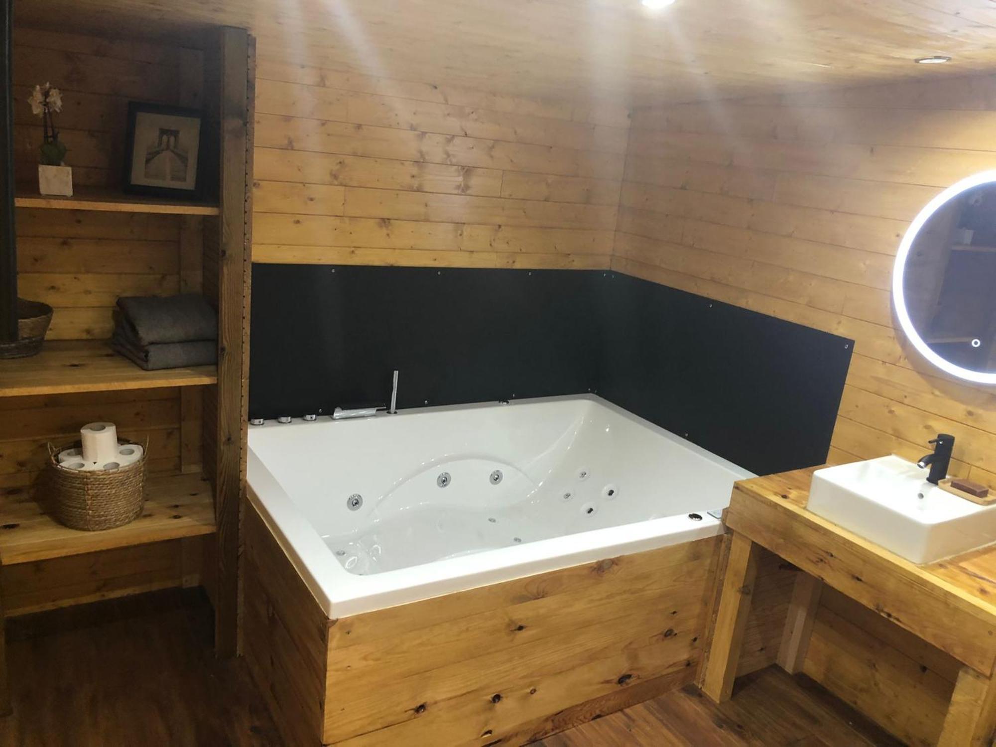 Chalet Mont Ventoux Et Chalet Vip Camaret-sur-Aigues الغرفة الصورة