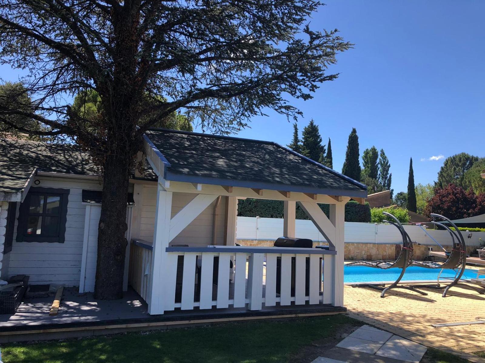 فيلا Camaret-sur-Aiguesفي Chalet Mont Ventoux Et Chalet Vip الغرفة الصورة