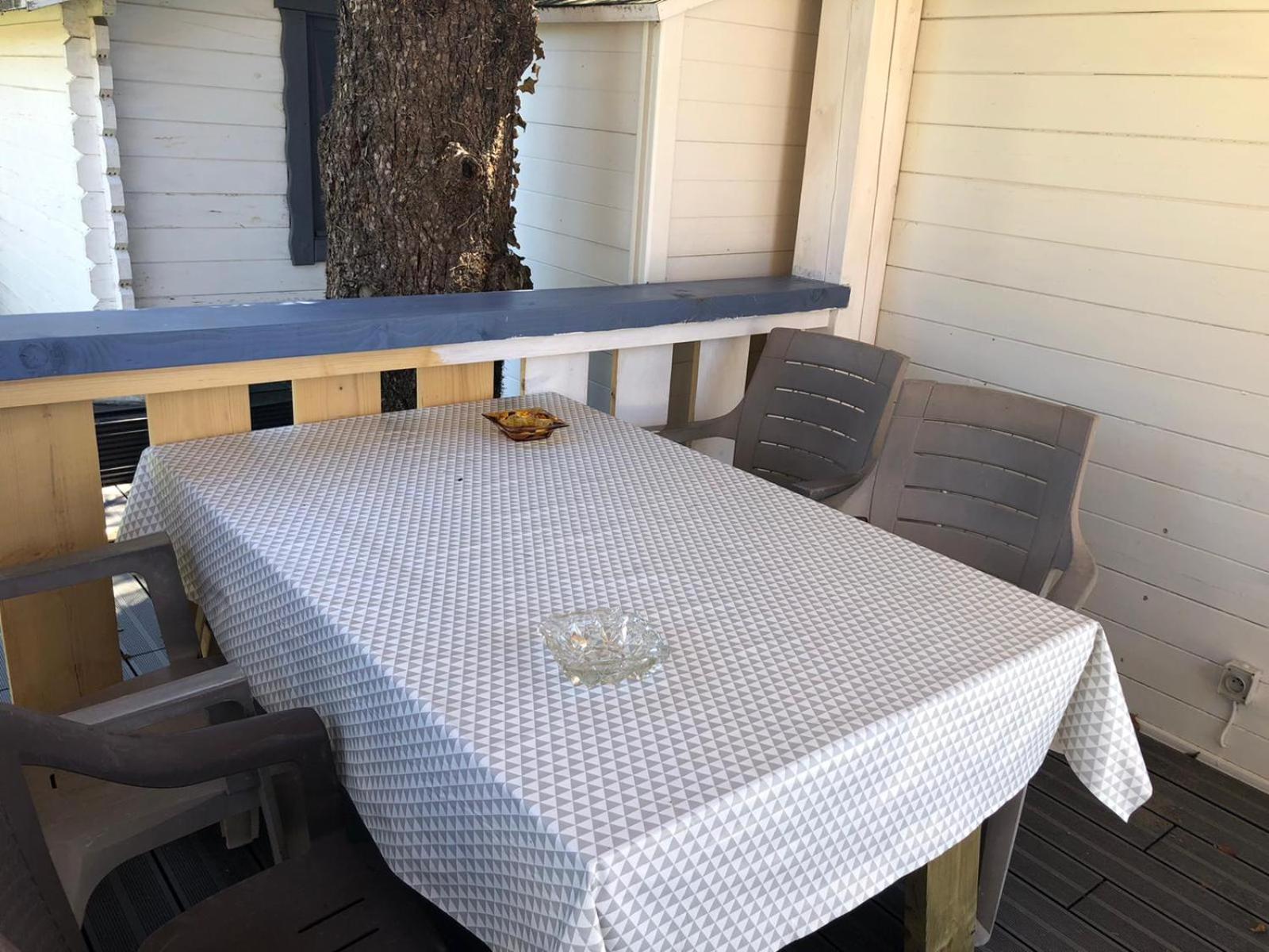 Chalet Mont Ventoux Et Chalet Vip Camaret-sur-Aigues المظهر الخارجي الصورة